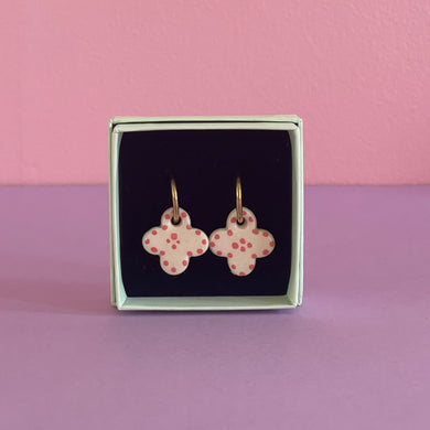 Ceramic Earrings / Clover / White and Red