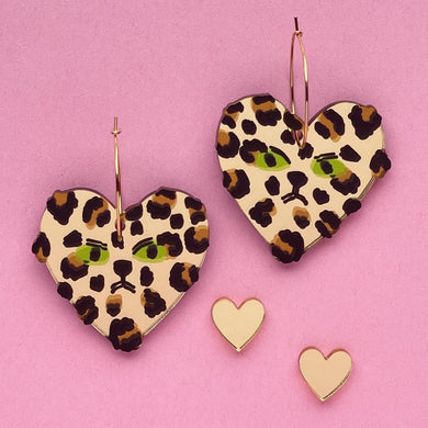Grumpy Leopard + hearts