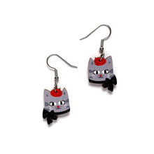 Load image into Gallery viewer, Kisu – Mini Earrings